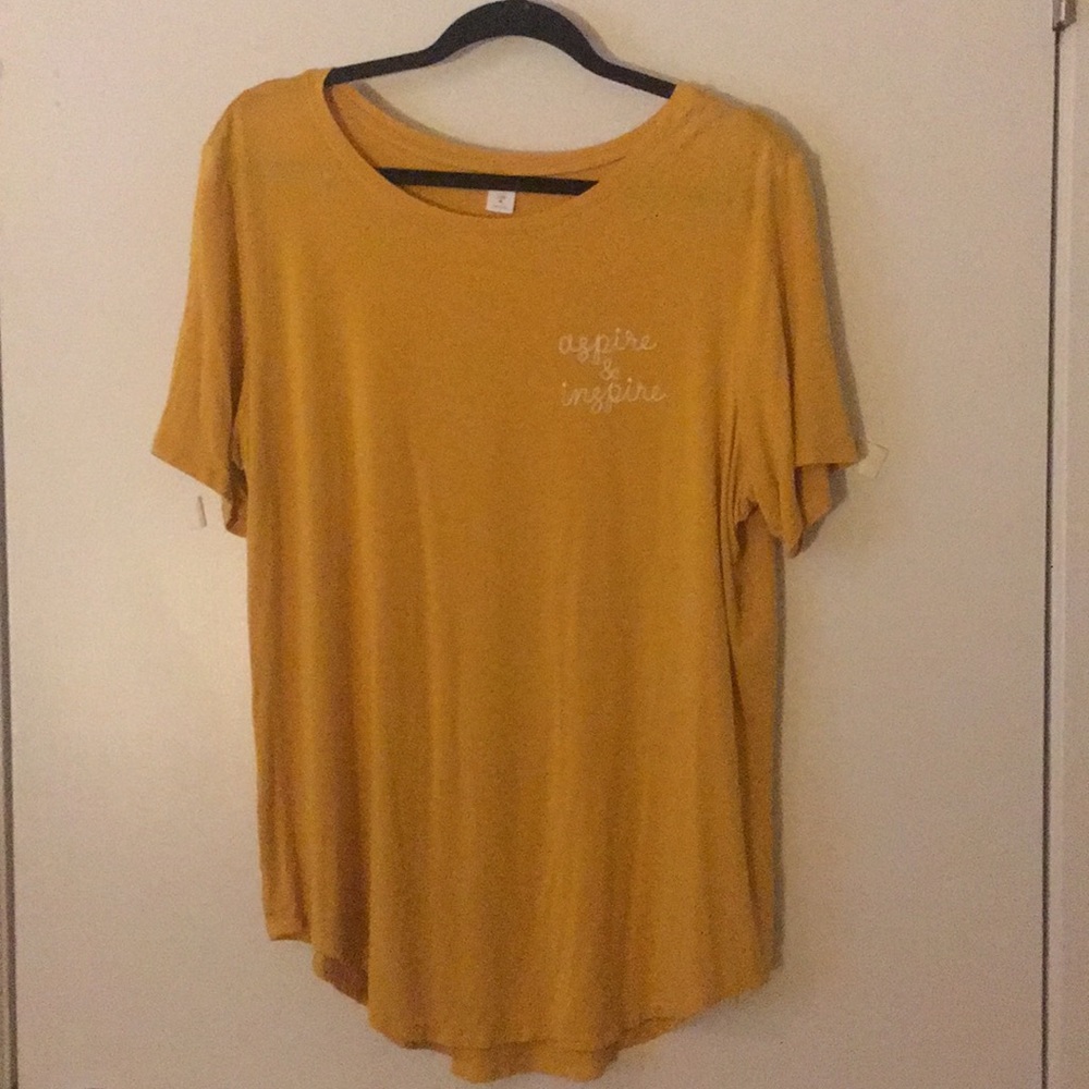 Mustard tee